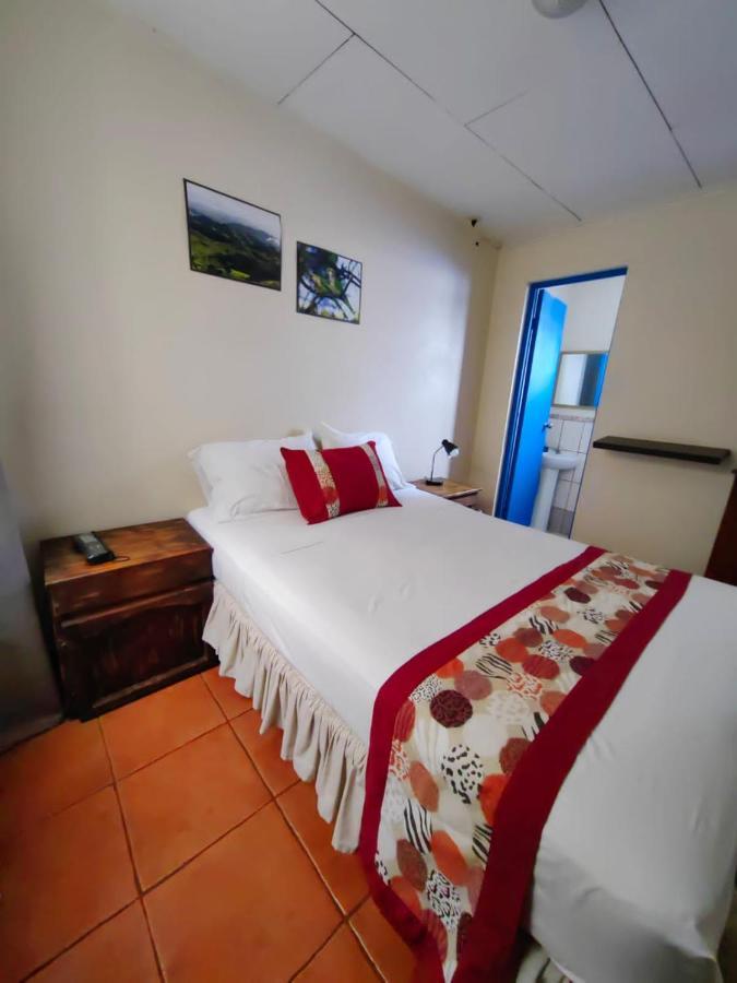 Hotel Casa Tago Alajuela Exterior photo